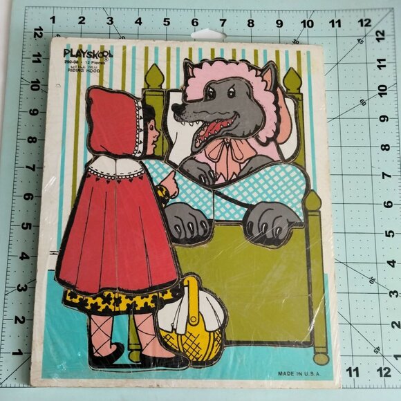Vintage Playskool Little Red Riding Hood 12 Piece Puzzle Made In USA - Picture 2 of 5